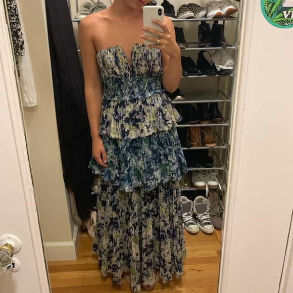 AMUR Mel Tiered Gown Dress - Picture 5 of 7